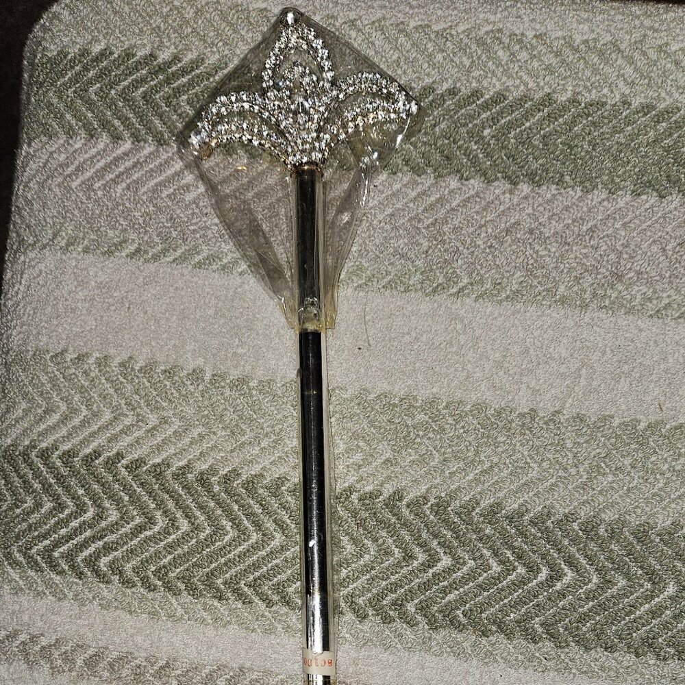 Royal Septer Rhinestone Queen - Picture 3 of 14